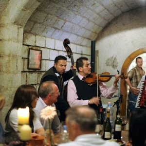 Borvacsora a pincében / Wine Dinner in the Cellar